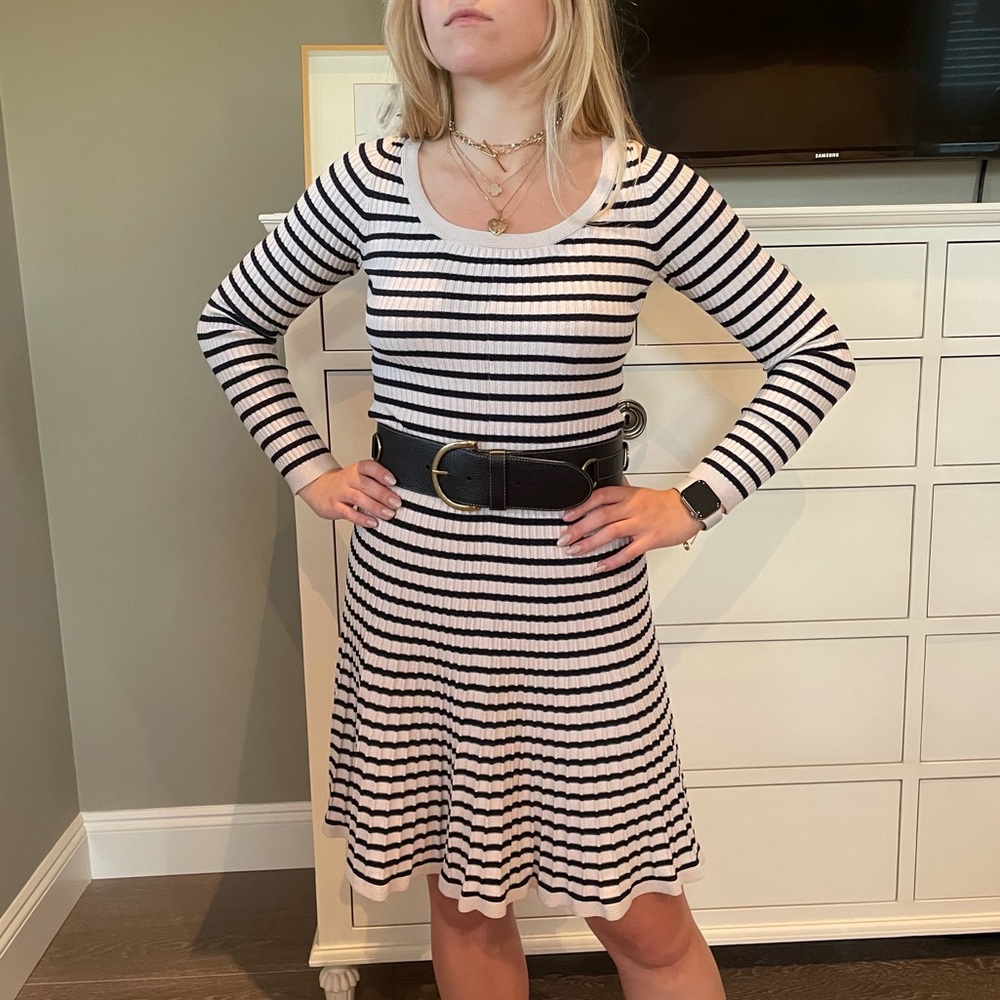 REBECCA TAYLOR white and black knit striped long sleeve knee length midi dress